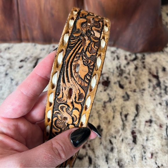 Vintage Tooled Leather “KEN” Belt - Picture 6 of 6